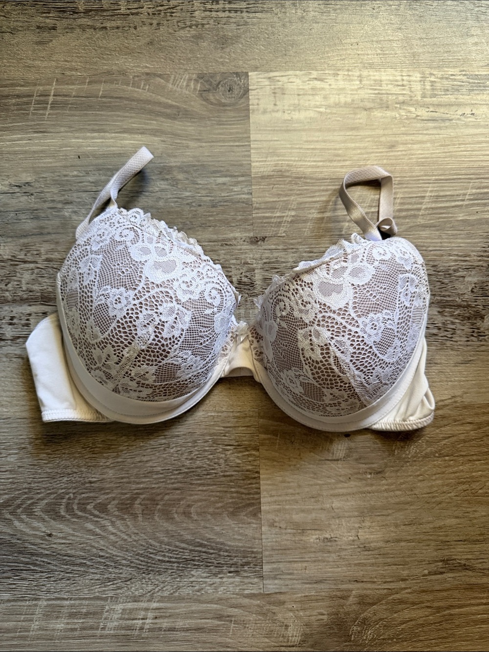 Maidenform Lace Overlay Bra